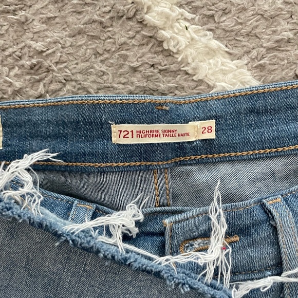 Levi’s High Rise Skinny jeans size 28 blue patchwork - Picture 3 of 4